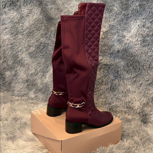🛍️💝JUSTFAB: Argo Quilted Riding Boot🛍️💝 - Picture 10 of 16